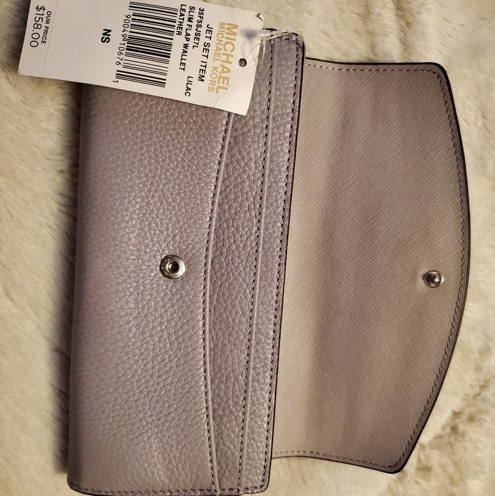 NWT Michael Kors Wallet Lilac